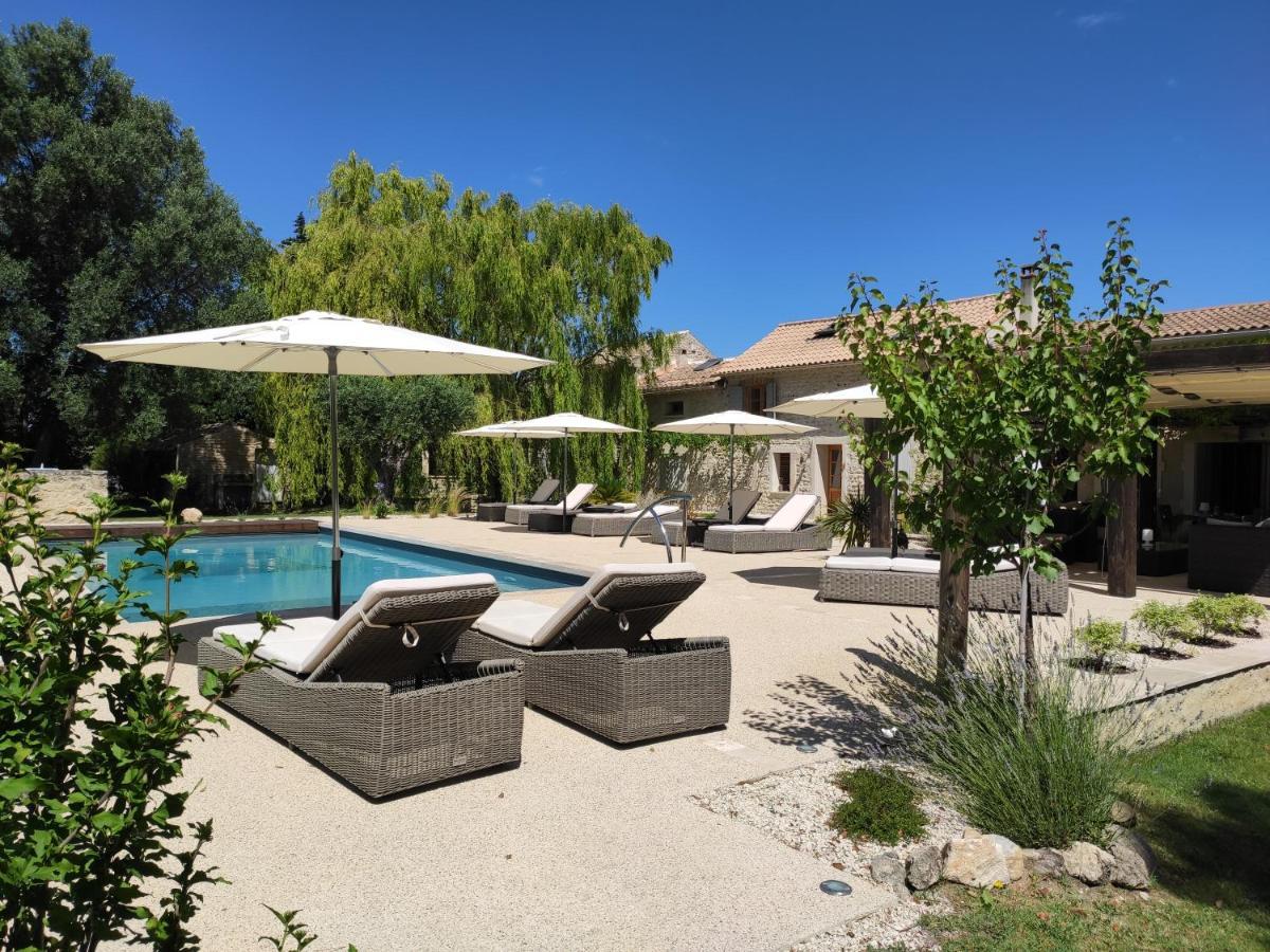 Les Champs De Provence Bed and Breakfast La Baume-de-Transit Exteriör bild