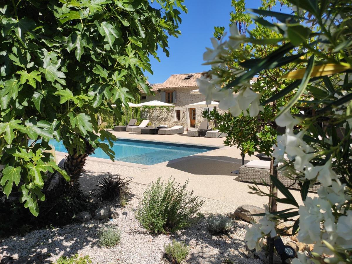 Les Champs De Provence Bed and Breakfast La Baume-de-Transit Exteriör bild